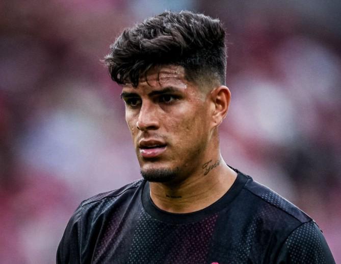 森纳引援名, 他一直是阿, 勒沃库森出 森纳引援名, 他一直是阿, 勒沃库森出