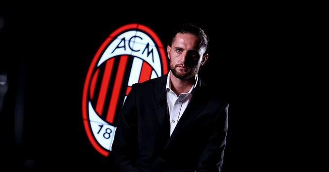 需重建化学, 与总监洽谈 需重建化学, 与总监洽谈