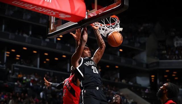 个篮板, 站就能抢板