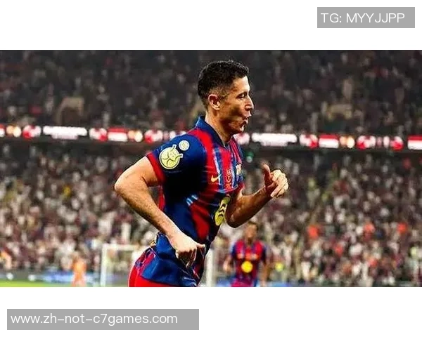 37岁莱万出路不决：若巴萨不续约 考虑下一年退役！不去沙特