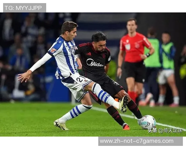 双核“同室操戈”！伊斯科与队友相撞双双伤退，贝蒂斯命运真是差